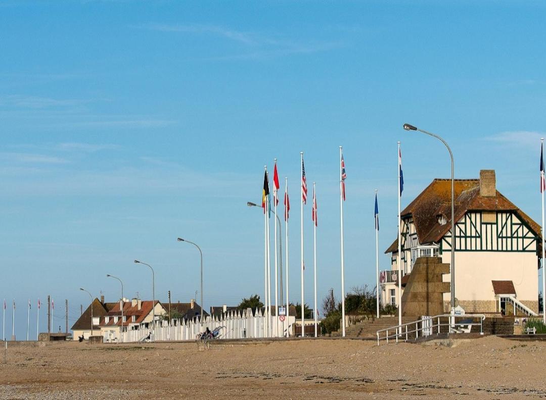 Lamaisonnette 500M Plage Juno Beach Bernières-sur-Mer 외부 사진